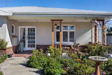 Photo of property in 10 Thomas Street, Ranfurly, 9332