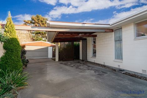 Photo of property in 5 Nanette Street, Upper Riccarton, Christchurch, 8041