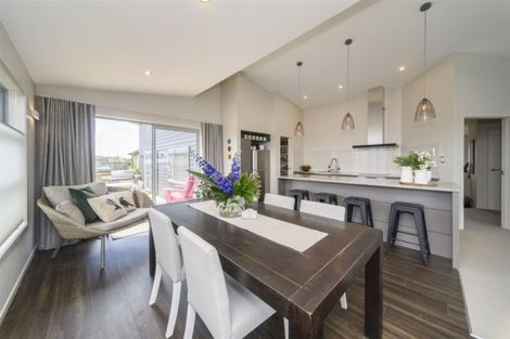 Photo of property in 4 Tennyson Avenue, Kelvin Grove, Palmerston North, 4414