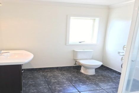 Photo of property in 76 Hugh Green Drive, Pinehill, Auckland, 0632