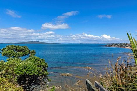 Photo of property in 49 Beach Road, Castor Bay, Auckland, 0620