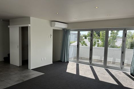 Photo of property in 4/443 Hereford Street, Linwood, Christchurch, 8011