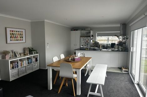 Photo of property in 7 Koru Loop, Paraparaumu, 5032