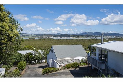 Photo of property in 33 Raumati Crescent, Onerahi, Whangarei, 0110