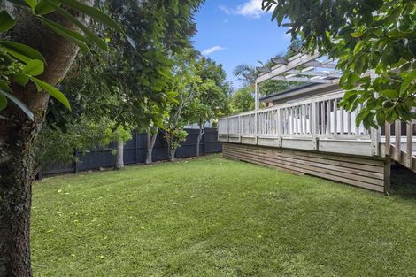Photo of property in 14b Karetu Road, Greenlane, Auckland, 1051