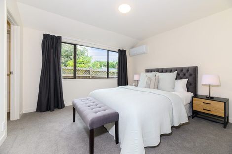 Photo of property in 2/22 Woodbridge Lane, Milford, Auckland, 0620