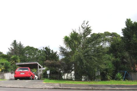 Photo of property in 2 Sungrove Rise, Sunnyvale, Auckland, 0612