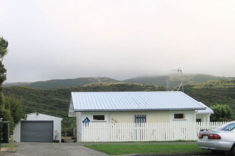 Photo of property in 21 Waipounamu Drive, Kelson, Lower Hutt, 5010