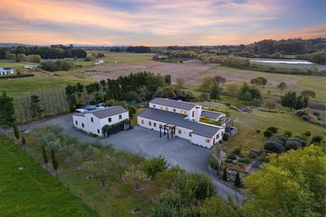 Photo of property in 147 Black Rock Road, Te Ore Ore, Masterton, 5886