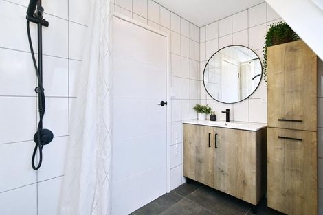 Photo of property in 33 Heyders Road, Spencerville, Christchurch, 8083