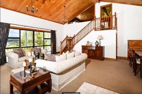 Photo of property in 263 Old North Road, Kumeu, 0892