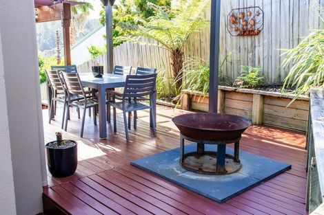 Photo of property in 5 Coralsea Way, Arkles Bay, Whangaparaoa, 0932
