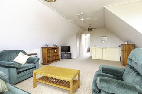 Photo of property in 68 Pencarrow Street, Highbury, Palmerston North, 4412