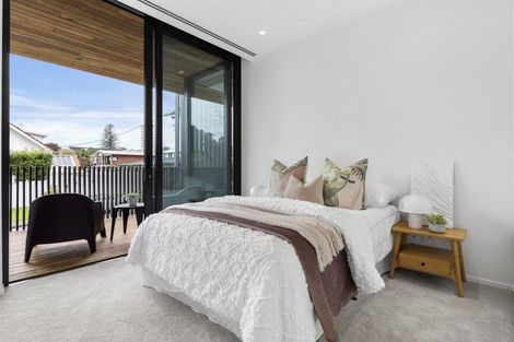 Photo of property in "milford 110" Penthouse, 103/110 Kitchener Road, Milford, Auckland, 0620