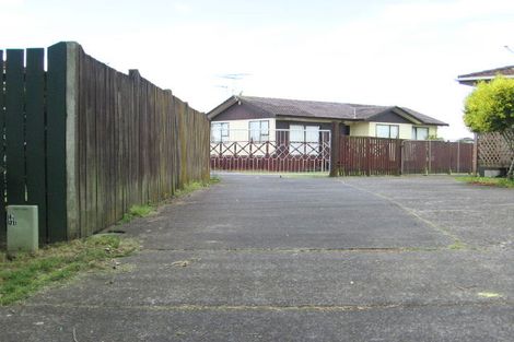 Photo of property in 57 Catkin Crescent, Papatoetoe, Auckland, 2025