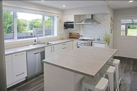 Photo of property in 12 Holloway Street, Waikiwi, Invercargill, 9810