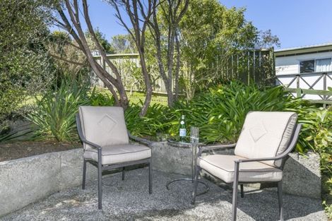 Photo of property in 7 Guadeloupe Crescent, Grenada Village, Wellington, 6037