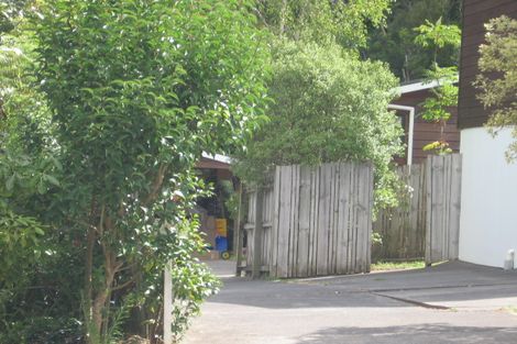 Photo of property in 1/26 Fernlea Rise, Bayview, Auckland, 0629