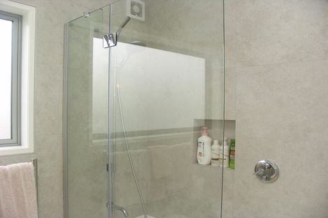 Photo of property in 34 Boyes Crescent, Frankton, Queenstown, 9300