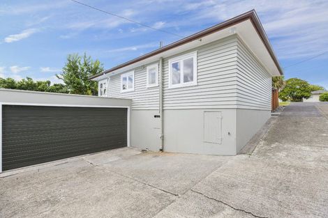Photo of property in 1/184 Forrest Road, Forrest Hill, Auckland, 0620