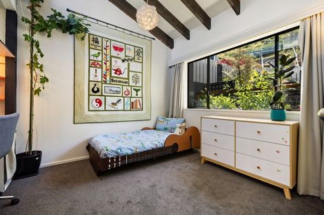 Photo of property in 4b Caples Place, Fernhill, Queenstown, 9300