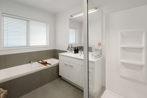 Photo of property in 27 Lynley Park Drive, Omokoroa, 3114