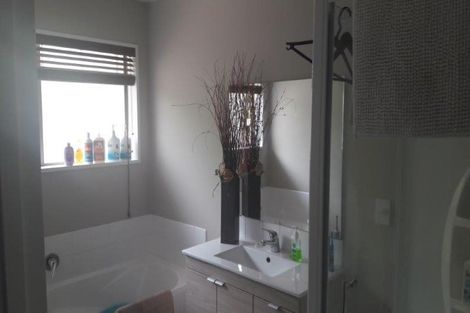 Photo of property in 5 Marlowe Place, Rolleston, 7614