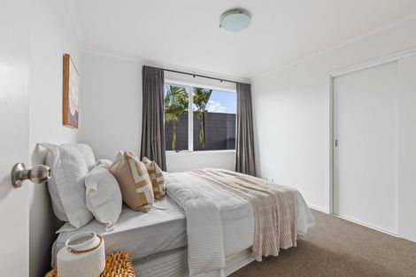 Photo of property in 15 Halyard Place, Te Atatu Peninsula, Auckland, 0610