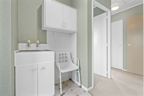 Photo of property in 58a Moore Street, Leamington, Cambridge, 3432