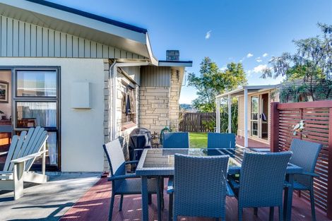 Photo of property in 1 Cardiff Place, Tamatea, Napier, 4112