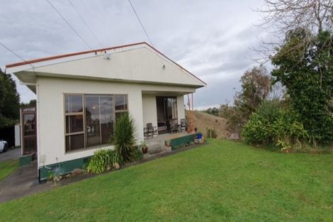 Photo of property in 28 Shakespeare Road, Bastia Hill, Whanganui, 4500