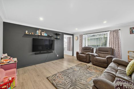 Photo of property in 287 Burwood Road, Burwood, Christchurch, 8083