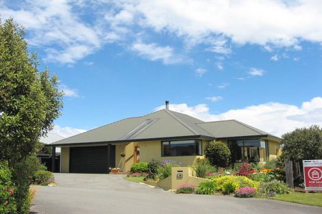 Photo of property in 18 Carmana Gardens, Rangiora, 7400