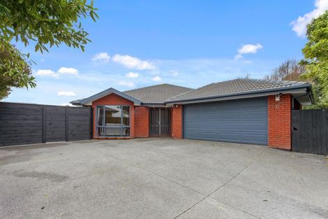 Photo of property in 6 Te Pihopa Way, Aidanfield, Christchurch, 8025