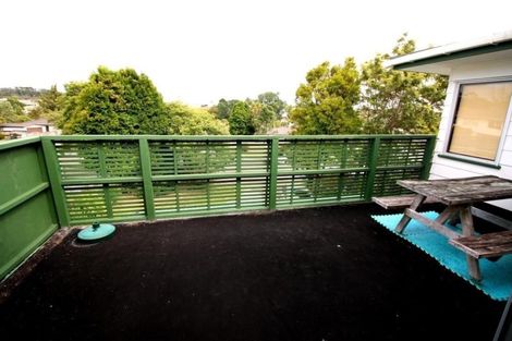 Photo of property in 20 Styca Place, Sunnyvale, Auckland, 0612