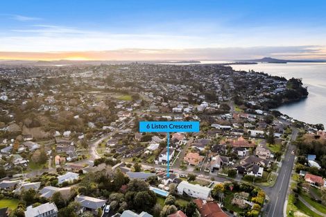 Photo of property in 6 Liston Crescent, Cockle Bay, Auckland, 2014