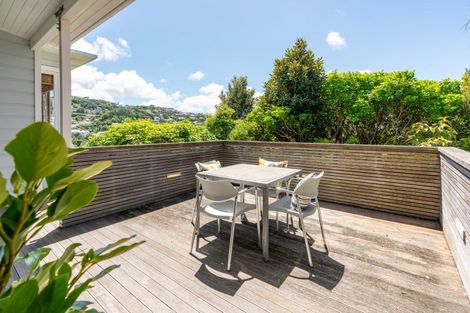 Photo of property in 15 Garfield Street, Brooklyn, Wellington, 6021