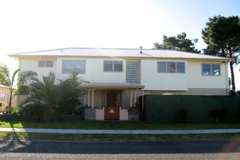 Photo of property in 165 Captain Cook Road, Cooks Beach, Whitianga, 3591