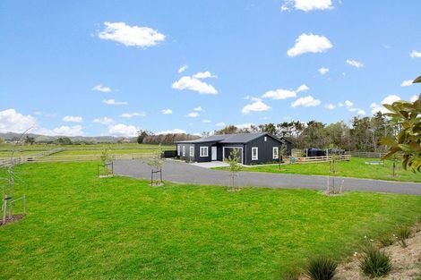 Photo of property in 118 Tourist Road, Clevedon, Papakura, 2582
