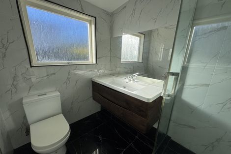 Photo of property in 575 East Coast Road, Browns Bay, Auckland, 0630