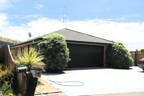 Photo of property in 19 Wendy Place, Heathcote Valley, Christchurch, 8022