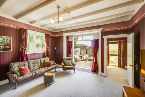 Photo of property in 1209 Caroline Road, Mayfair, Hastings, 4122