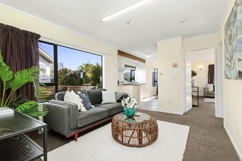 Photo of property in 23 Jasmine Grove, Maungaraki, Lower Hutt, 5010