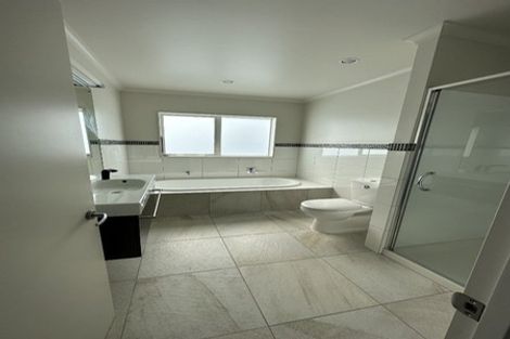 Photo of property in 37 Tihi Street, Stonefields, Auckland, 1072