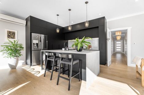 Photo of property in 83 Shackleton Road, Mount Eden, Auckland, 1024