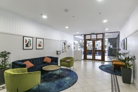 Photo of property in Atrium Towers, 1n/154 The Terrace, Wellington Central, Wellington, 6011