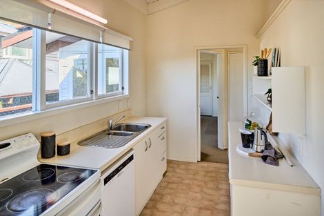 Photo of property in 447 Muritai Road, Eastbourne, Lower Hutt, 5013