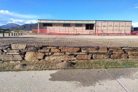 Photo of property in 1 Campbell Road, Wanaka, 9305