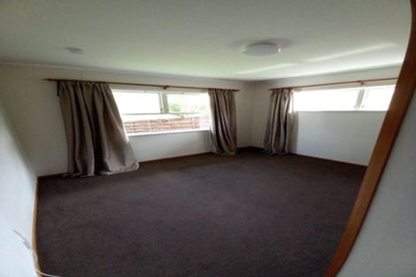 Photo of property in 15 Tauhara Street, Green Bay, Auckland, 0604