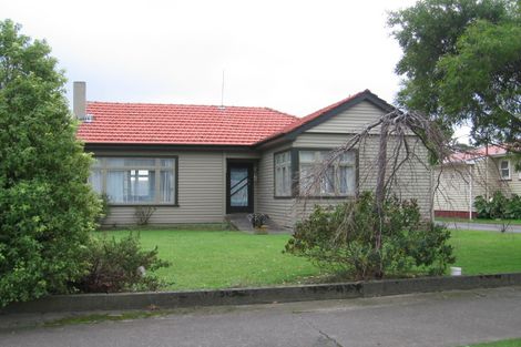 Photo of property in 657 Featherston Street, Roslyn, Palmerston North, 4414